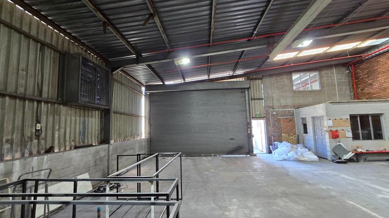 To Let commercial Property for Rent in Triangle Farm Western Cape